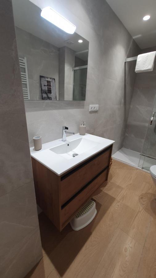 Auditorio Vicele - 2 Hab Y Sofa-Cama - Wifi - Vut-3692-As Oviedo Ngoại thất bức ảnh