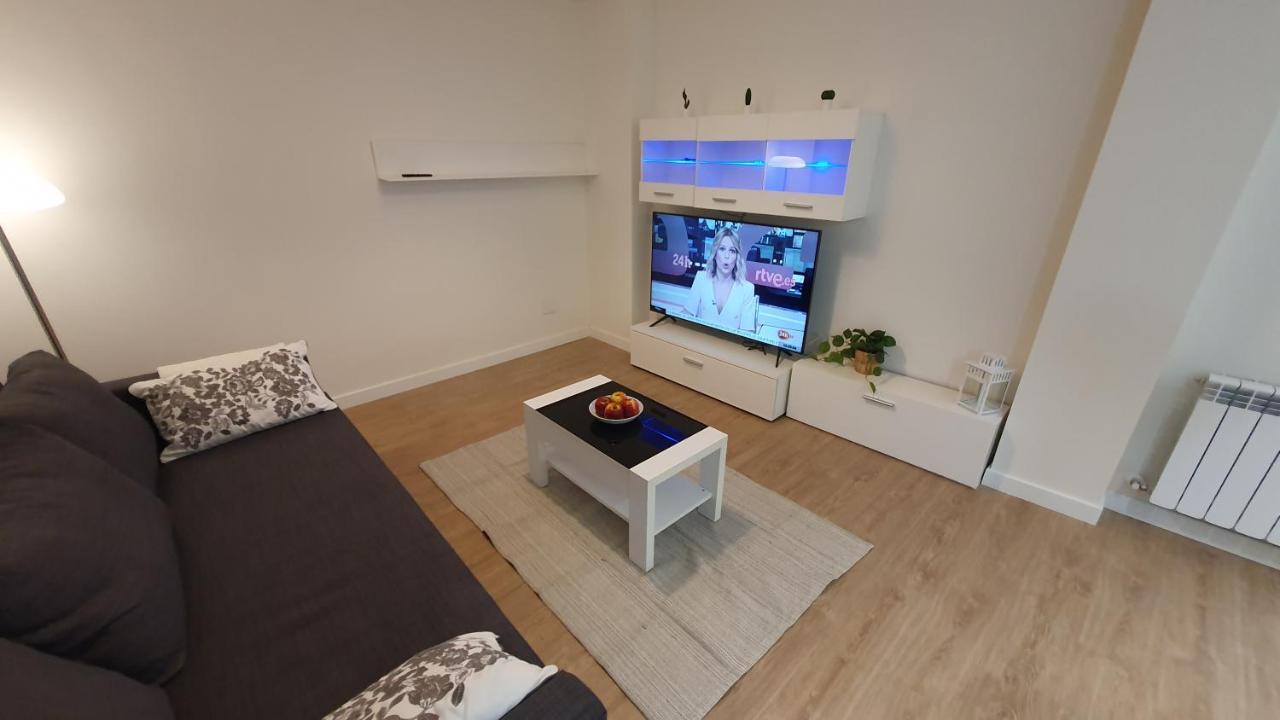 Auditorio Vicele - 2 Hab Y Sofa-Cama - Wifi - Vut-3692-As Oviedo Ngoại thất bức ảnh
